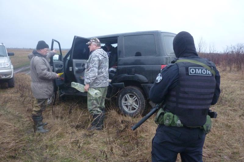 Сотрудники Росгвардии и инспекторы регионального минприродопользования проводят совместные рейды