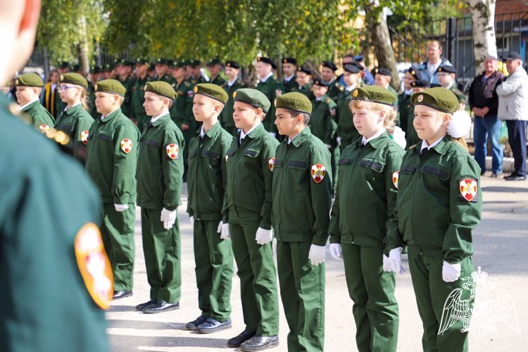 В Рязани ученики подшефного Росгвардии класса принесли клятву кадета