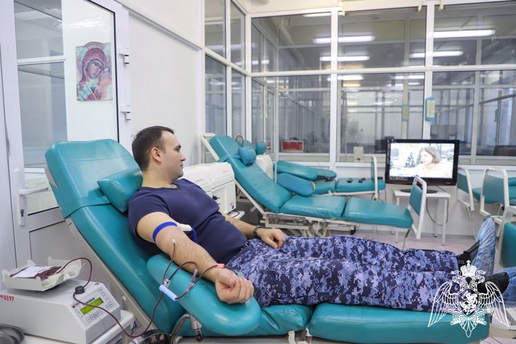 В Рязани росгвардейцы в очередной раз стали донорами крови