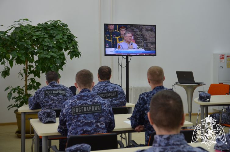 В Рязани 50 сотрудников и военнослужащих Росгвардии написали «Диктант Победы»
