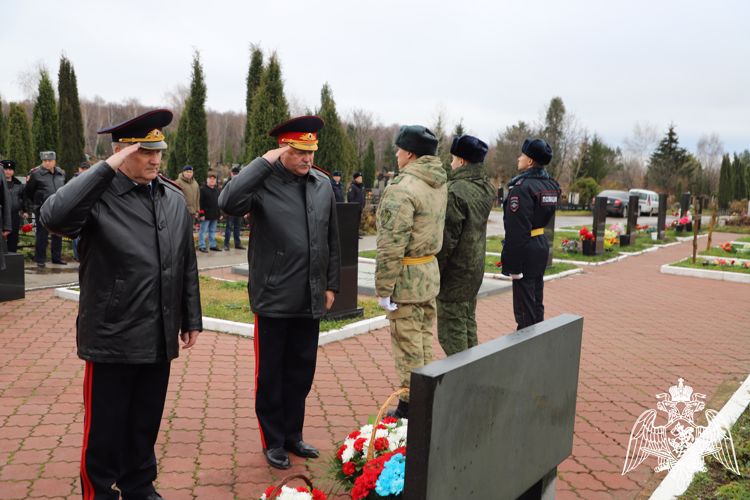 Начальник Управления Росгвардии по Рязанской области принял участие в мероприятии, посвященном памяти сотрудников органов внутренних дел, погибших при выполнении служебных обязанностей
