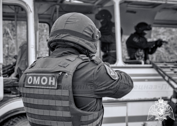В Рязани при силовой поддержке ОМОН Росгвардии  пересечена деятельность пошивочного цеха, в котором незаконно трудились нелегальные мигранты
