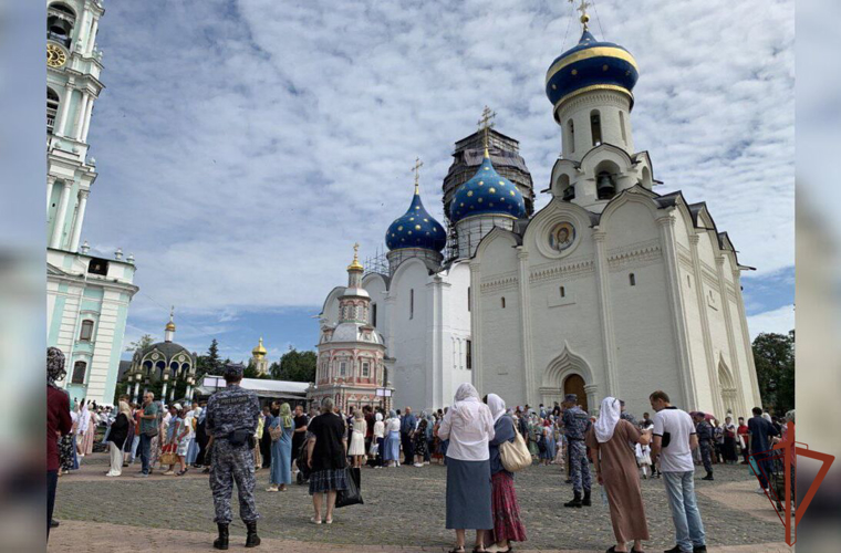 Росгвардейцы приняли участие в праздничных мероприятиях, посвященных дню памяти преподобного Сергия Радонежского
