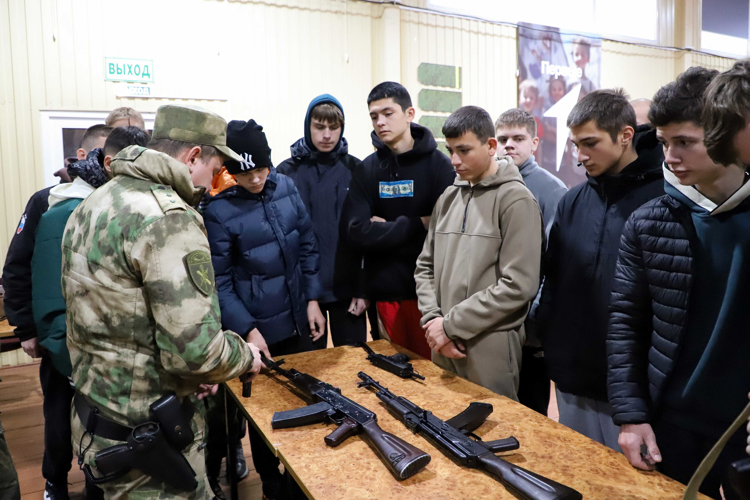 Сотрудники Росгвардии рассказали рязанским студентам о службе в Росгвардии