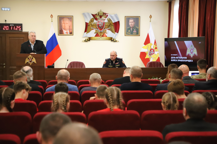 В Управлении Росгвардии по Рязанской области состоялось торжественное мероприятие, посвященное Дню ветерана войск правопорядка