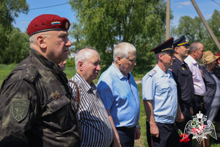 «Герои живут среди нас»: представитель Управления Росгвардии принял участие в памятной встрече в Рязани