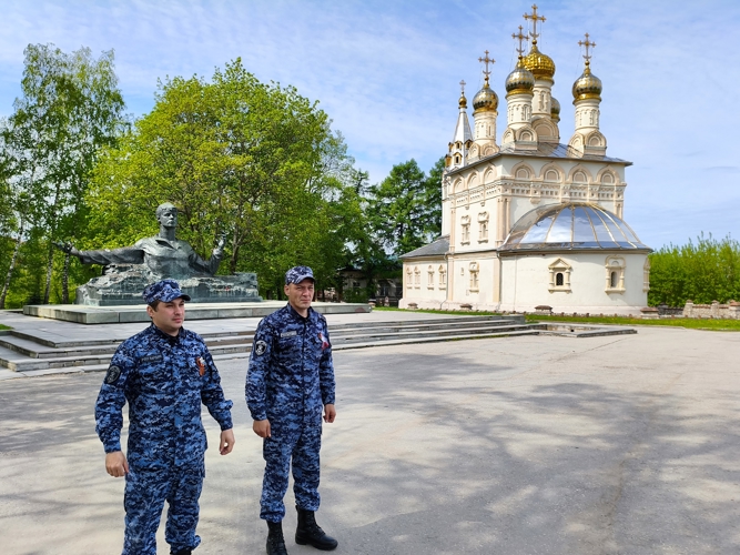В Рязани сотрудники вневедомственной охраны обеспечили правопорядок в период празднования 9 мая