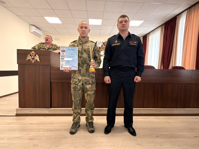 В Рязани наградили победителей чемпионата регионального Управления Росгвардии по служебному биатлону