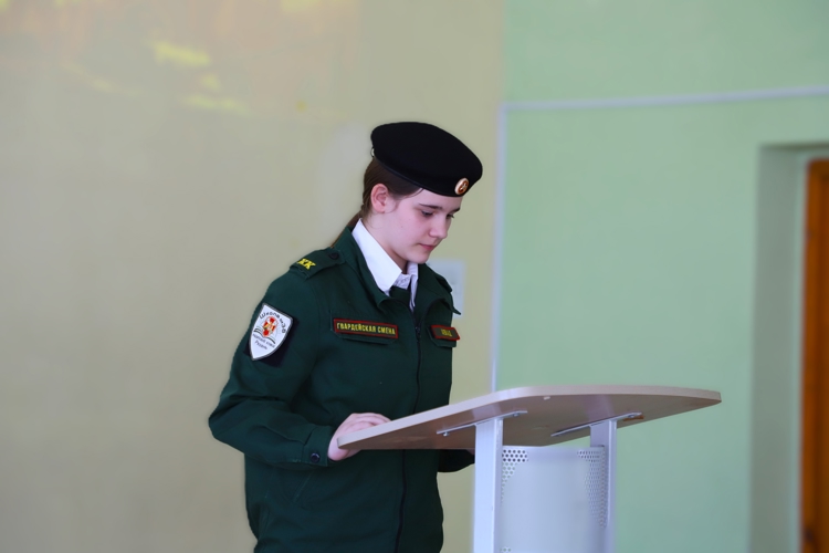 В Рязани ученики кадетских классов Росгвардии стали участниками патриотического конкурса - выразительного чтения с листа "Читаем о Войне"