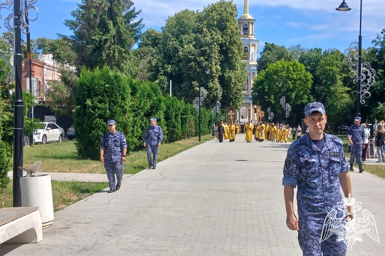  Сотрудники Росгвардии обеспечили безопасность в день празднования Собора Рязанских святых