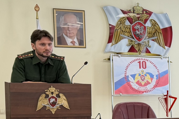 Помощник военного прокурора Рязанского гарнизона провел круглый стол с росгвардейцами